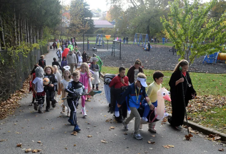 Wheeling Country Day School Gets Into The Halloween Spirit